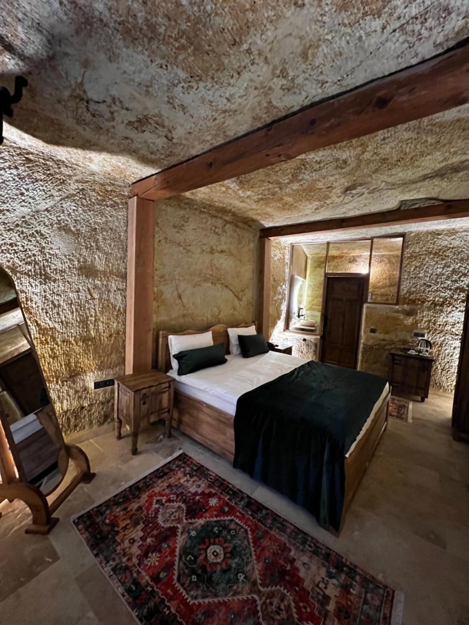 Chakra Special Caves Hotel Юргюп Екстериор снимка