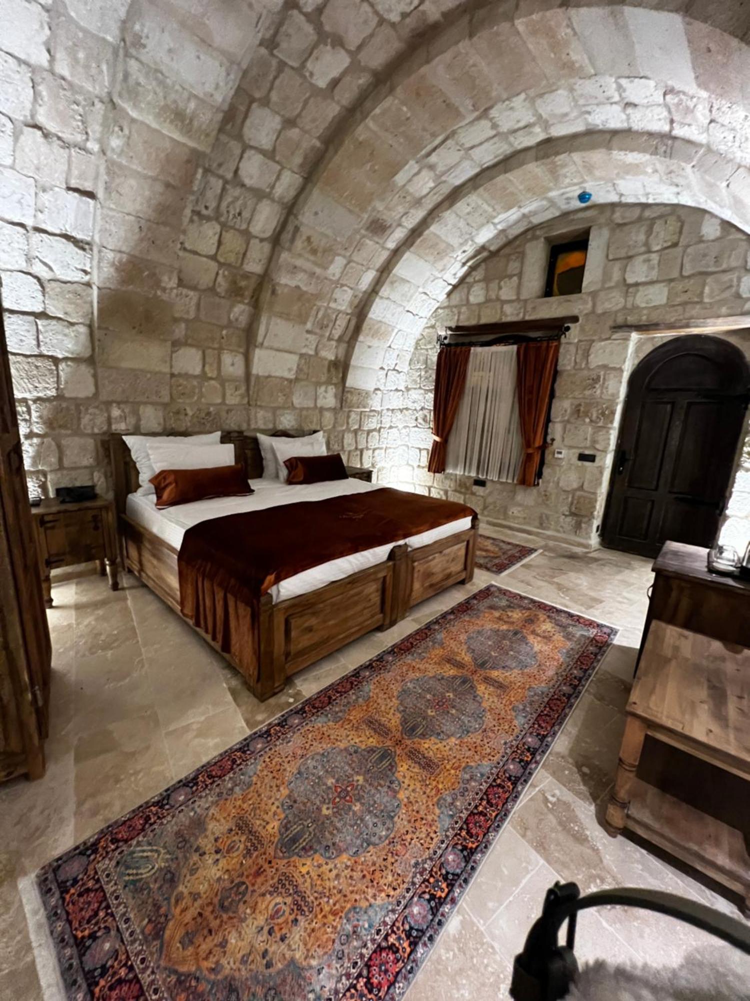 Chakra Special Caves Hotel Юргюп Екстериор снимка