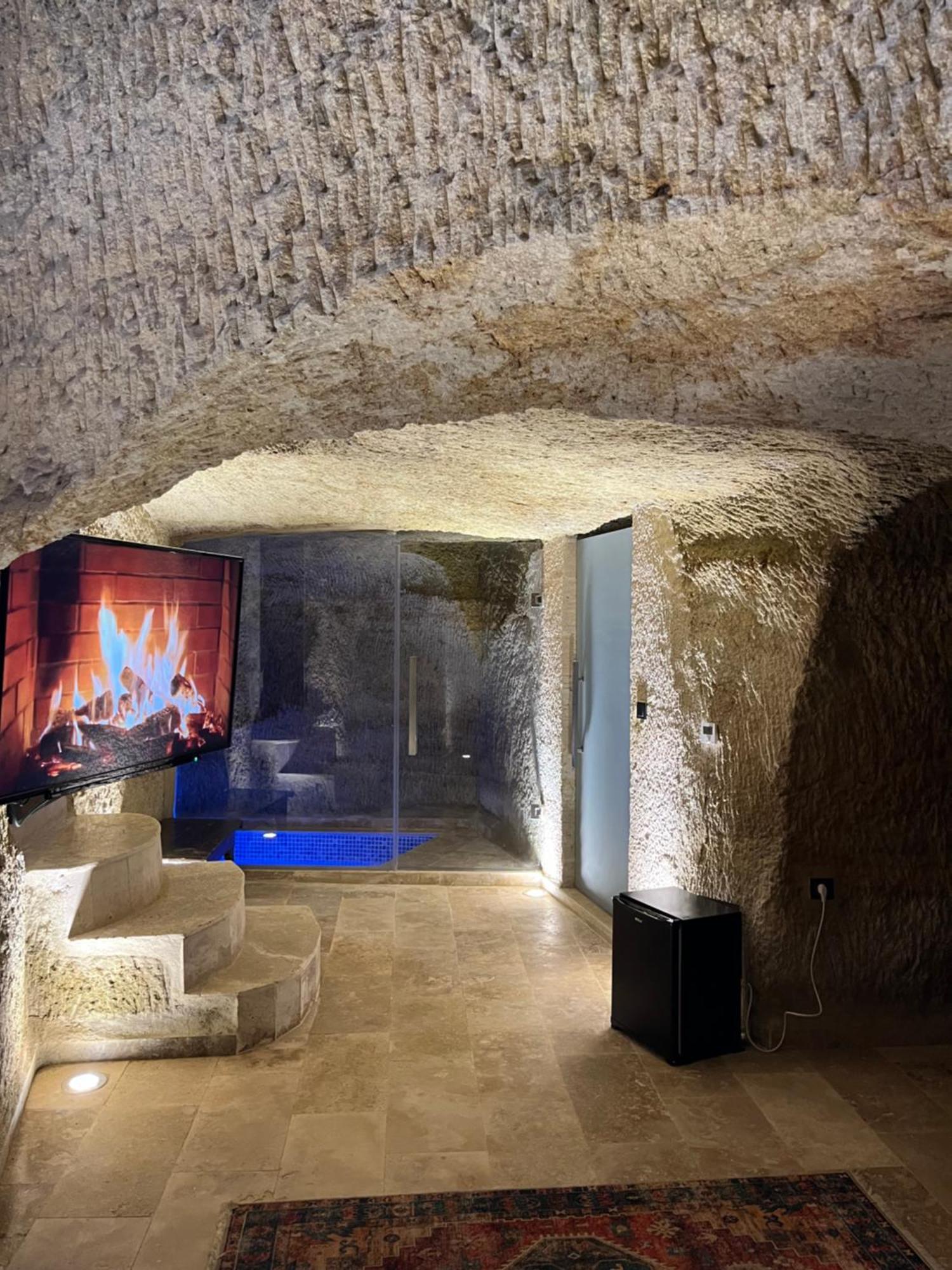 Chakra Special Caves Hotel Юргюп Екстериор снимка