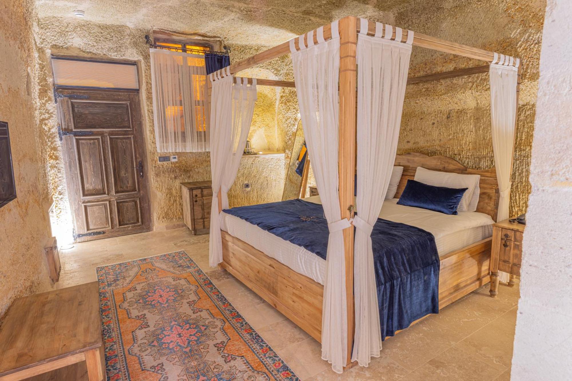 Chakra Special Caves Hotel Юргюп Екстериор снимка
