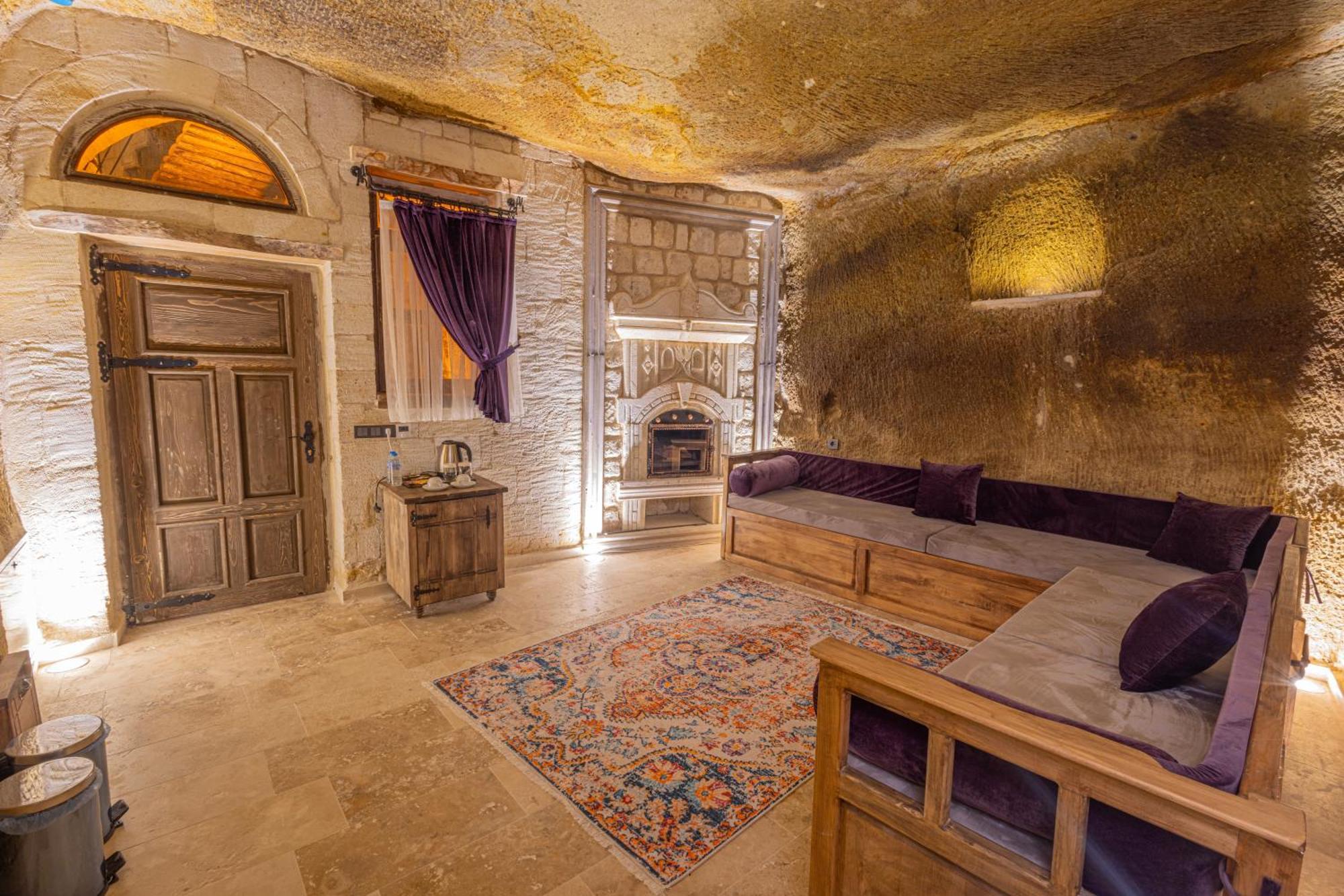 Chakra Special Caves Hotel Юргюп Екстериор снимка