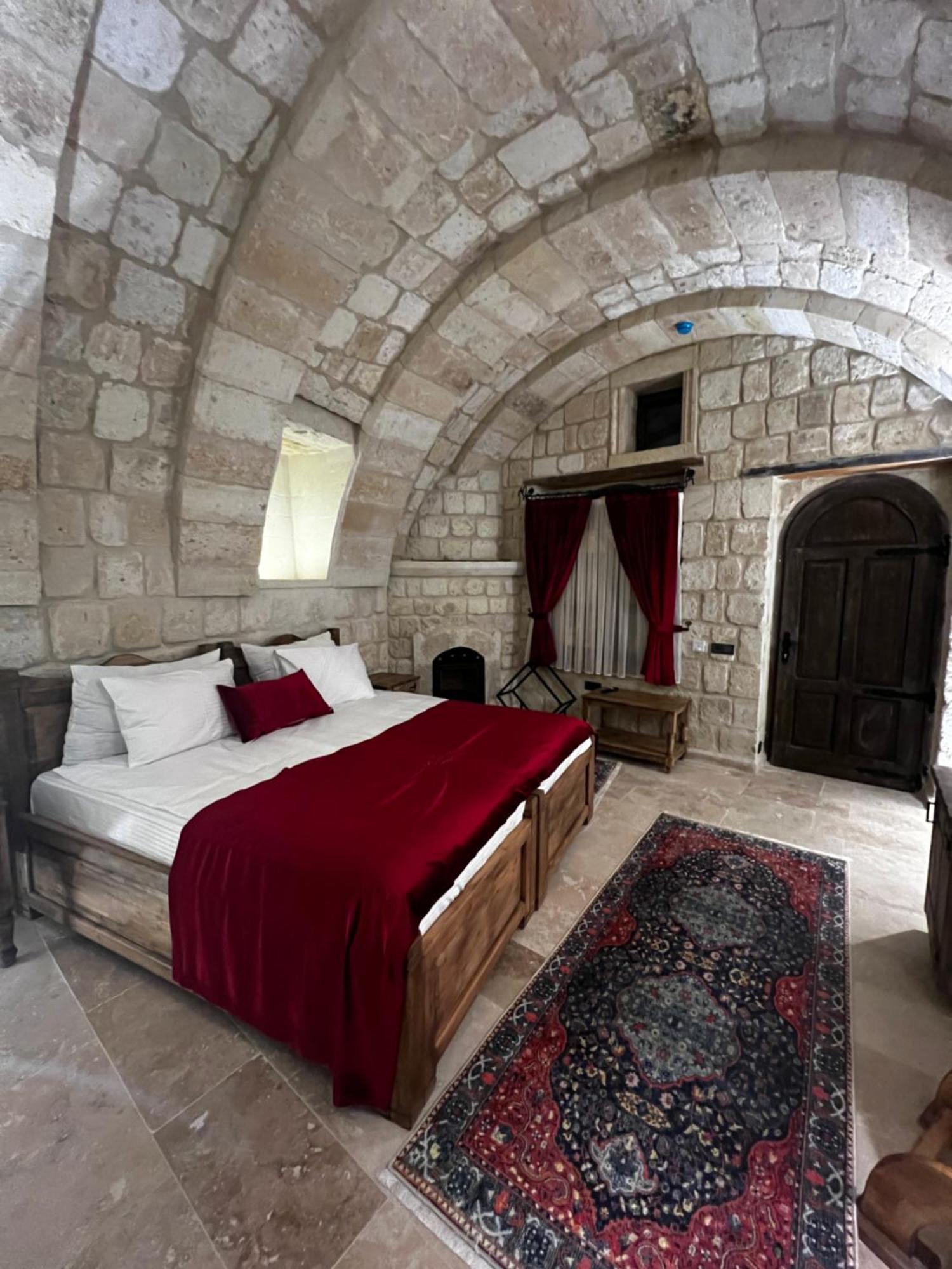 Chakra Special Caves Hotel Юргюп Екстериор снимка