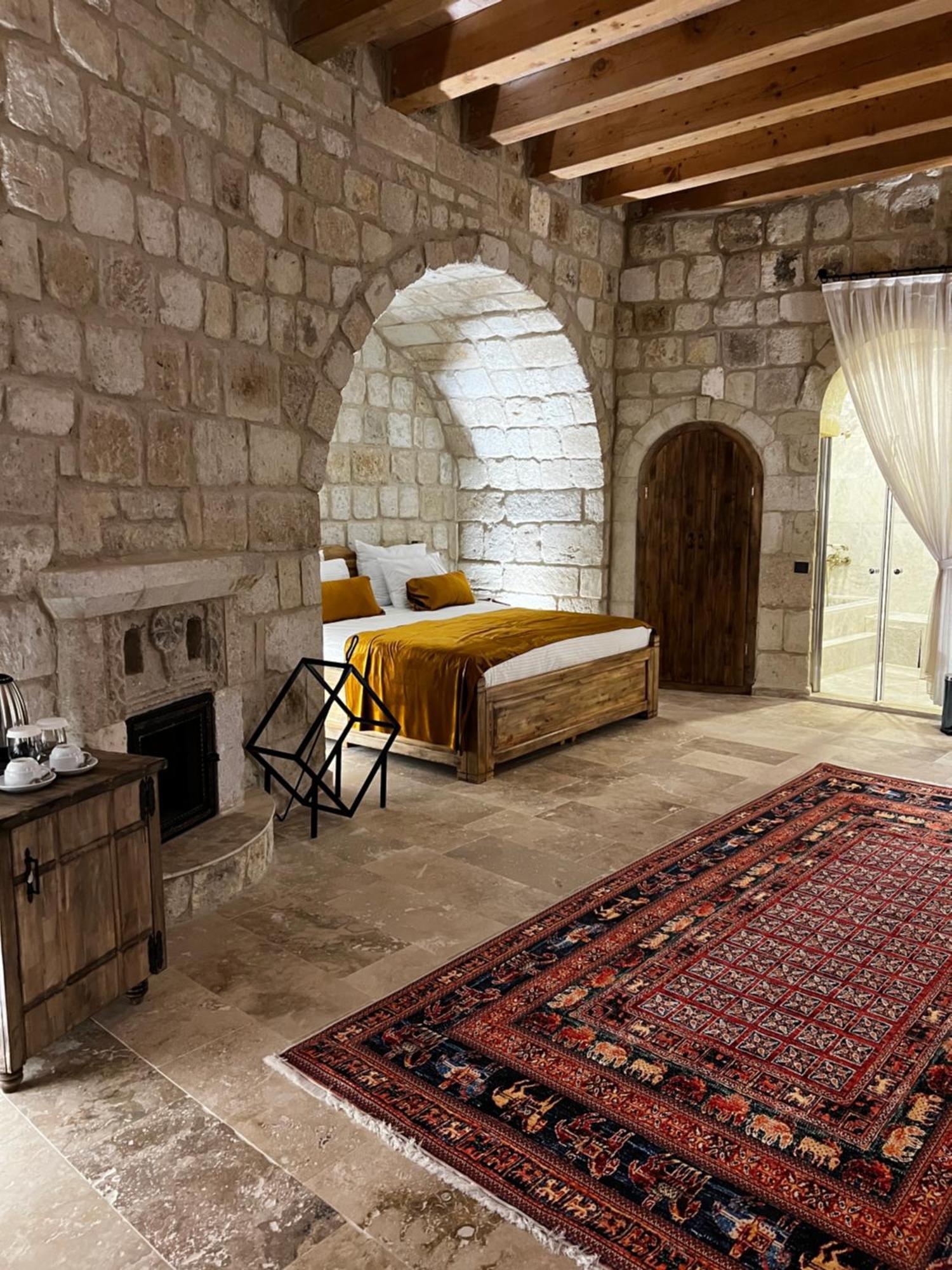 Chakra Special Caves Hotel Юргюп Екстериор снимка