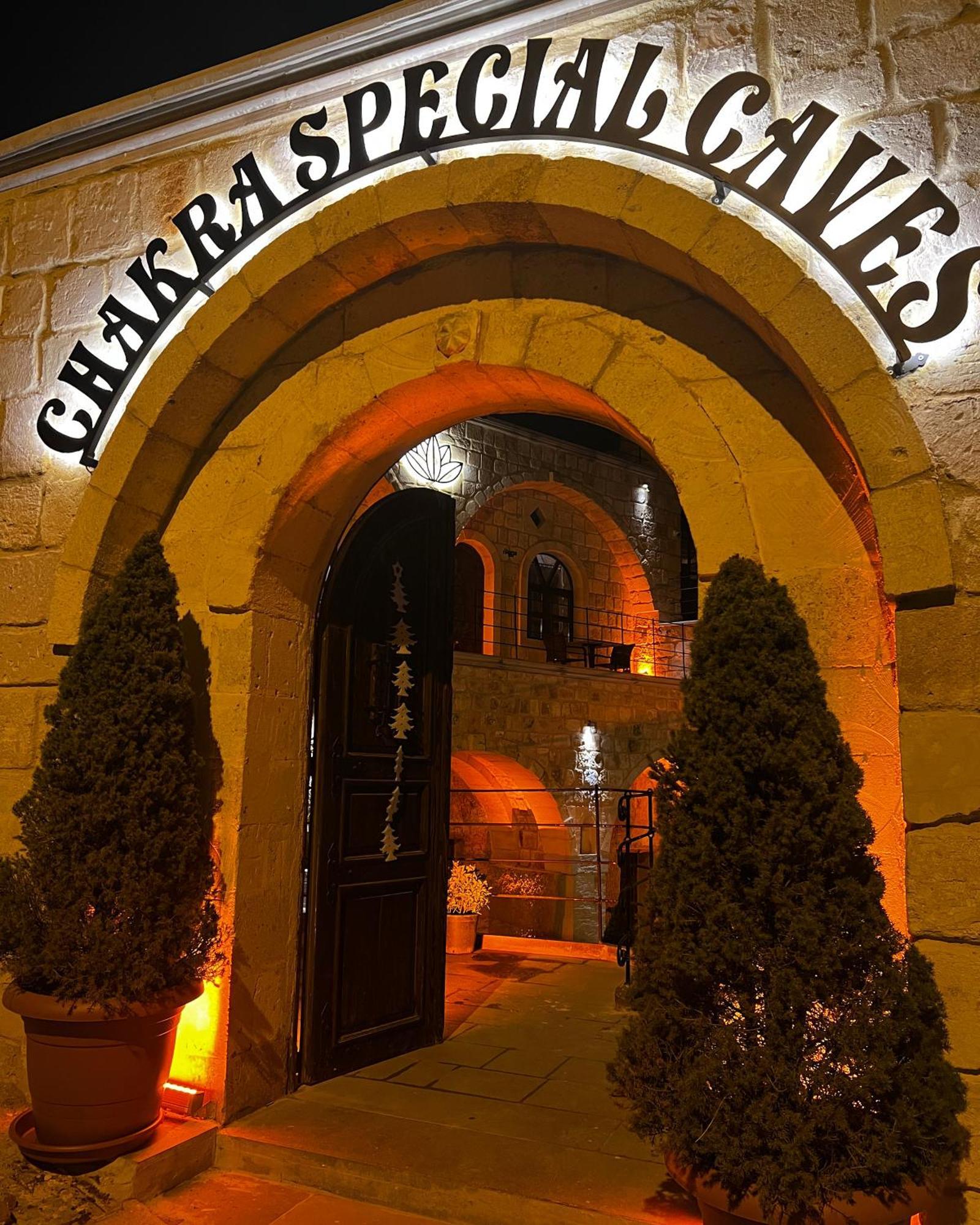 Chakra Special Caves Hotel Юргюп Екстериор снимка